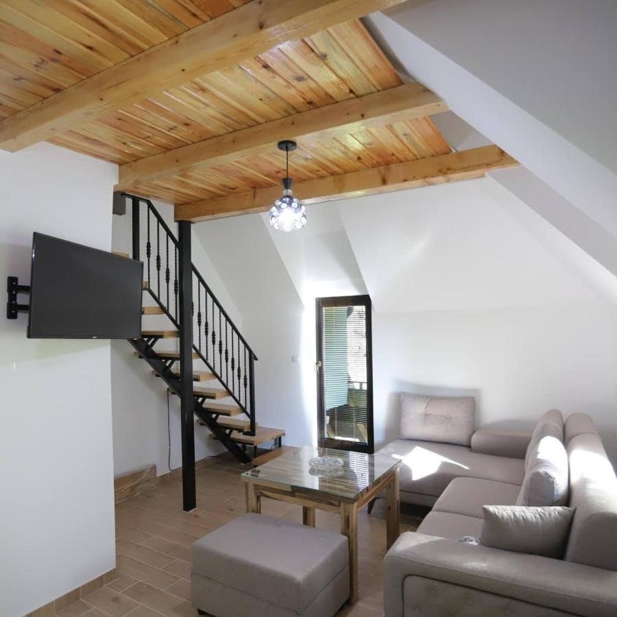 P-Zlatar, Apartman 3 Brdo Exterior photo
